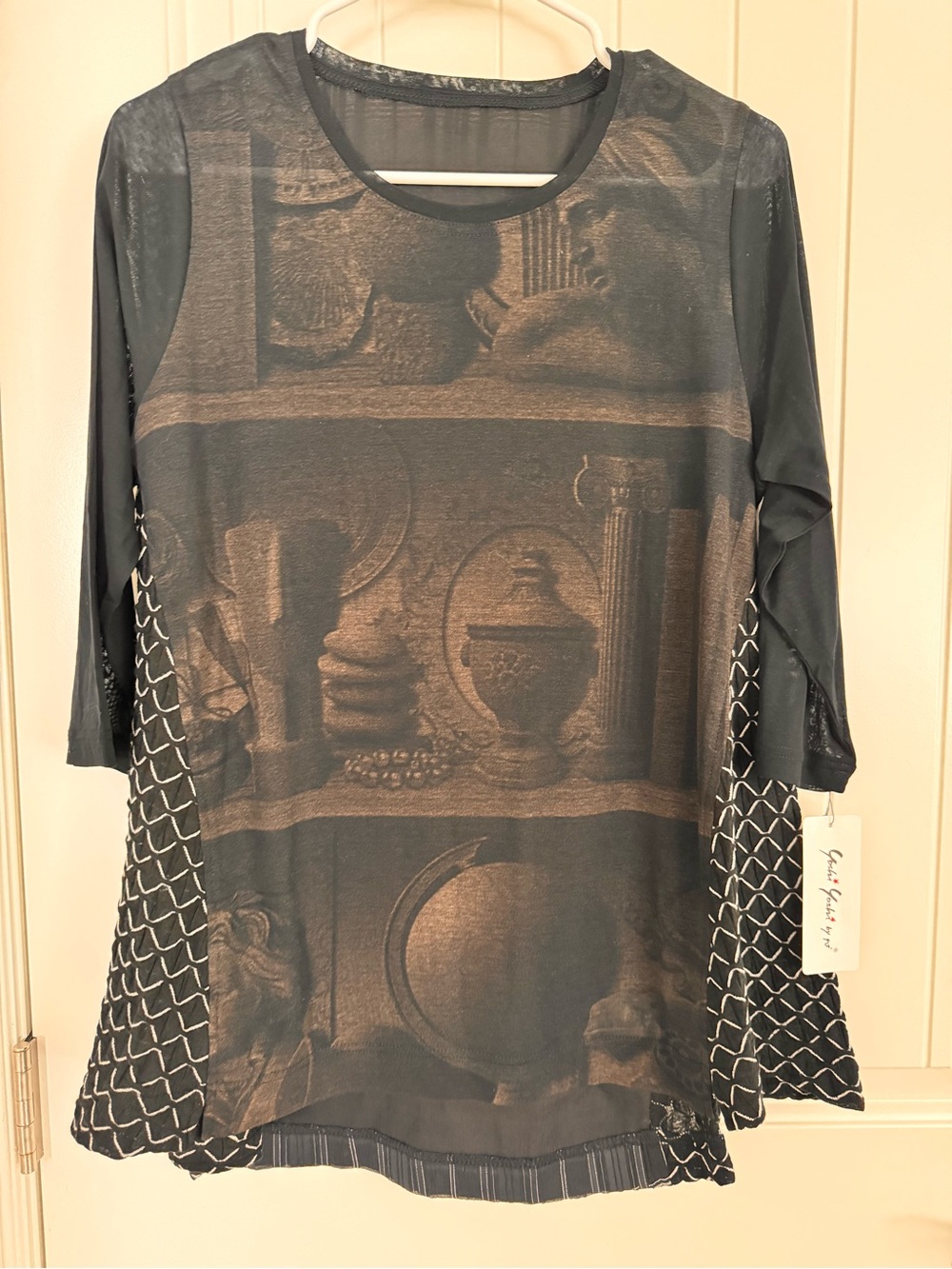 Yoshi Yoshi  Black Tunic with Bronze décor  Print and Patterned Side Panels 3